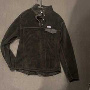 Patagonia Men's black Sweater